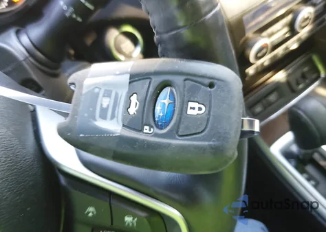 2022 Subaru Ascent Touring z USA, uszkodzony, nr VIN 4S4WMARD9N3432811